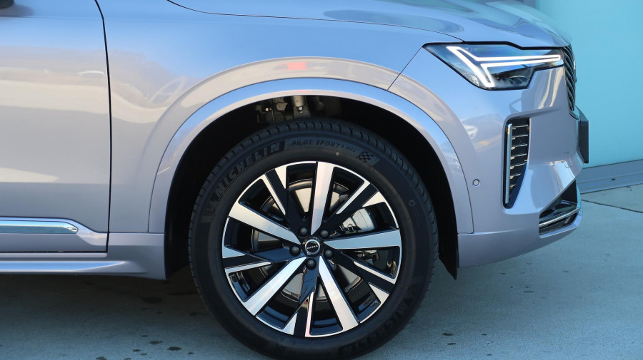 2025 MY26 Volvo XC90 L Series Plus B5 Bright SUV Image 33
