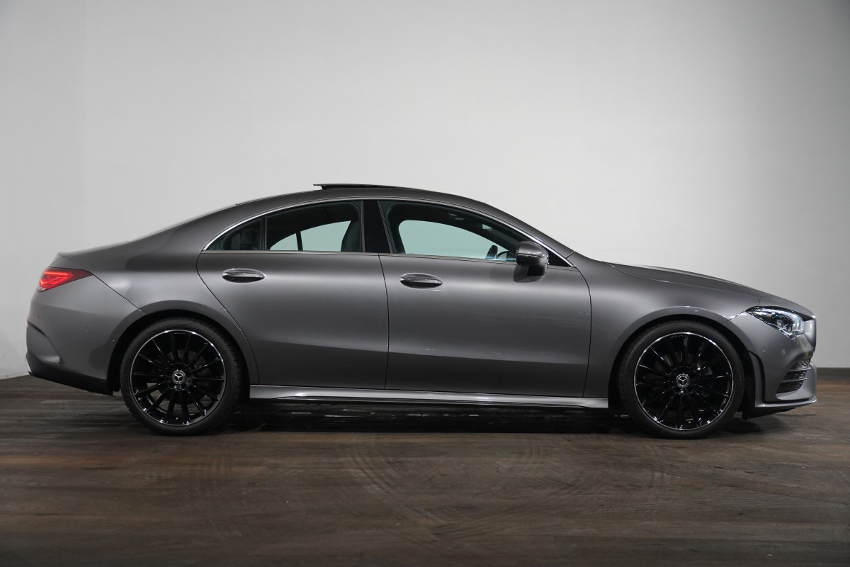 2022 Mercedes-Benz Cla 200 Coupe Image 4