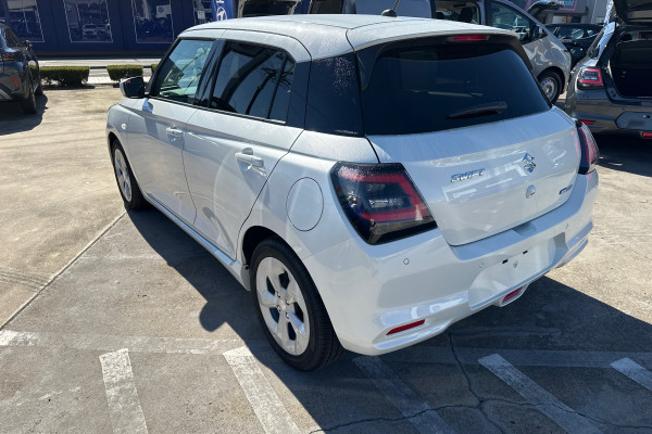 2025 Suzuki Swift Hybrid UZ Hybrid Plus Hatch Image 5