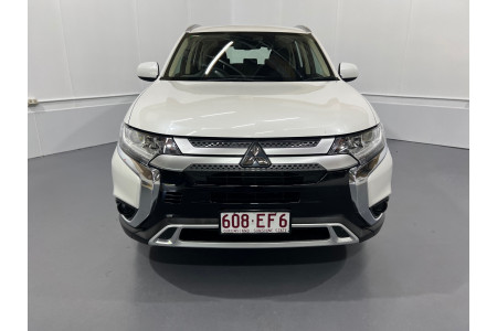 2019 Mitsubishi Outlander ZL ES Wagon Image 2