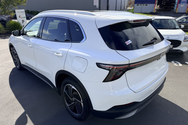 2026 MG MGS5 EV Essence 49 SUV Image 3