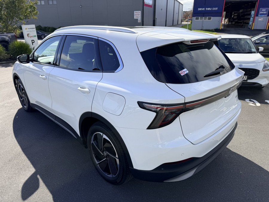 2026 MG MGS5 EV Essence 49 SUV Image 3