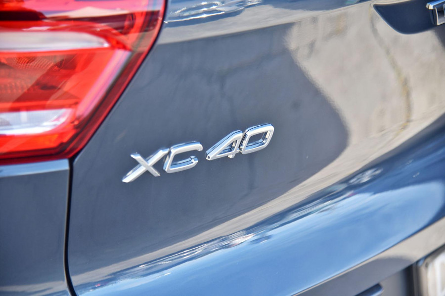 2025 MY26 Volvo XC40 XZ Plus B4 SUV Image 7