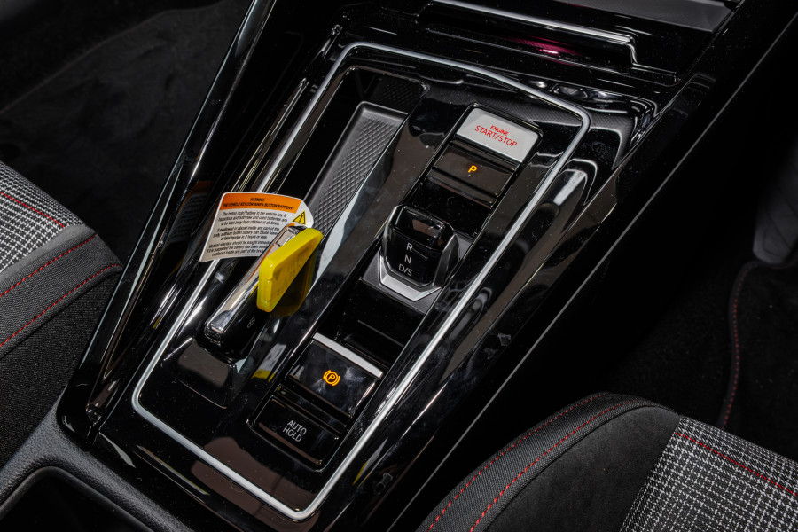2025 Volkswagen Golf 8.5 GTI Hatch Image 18