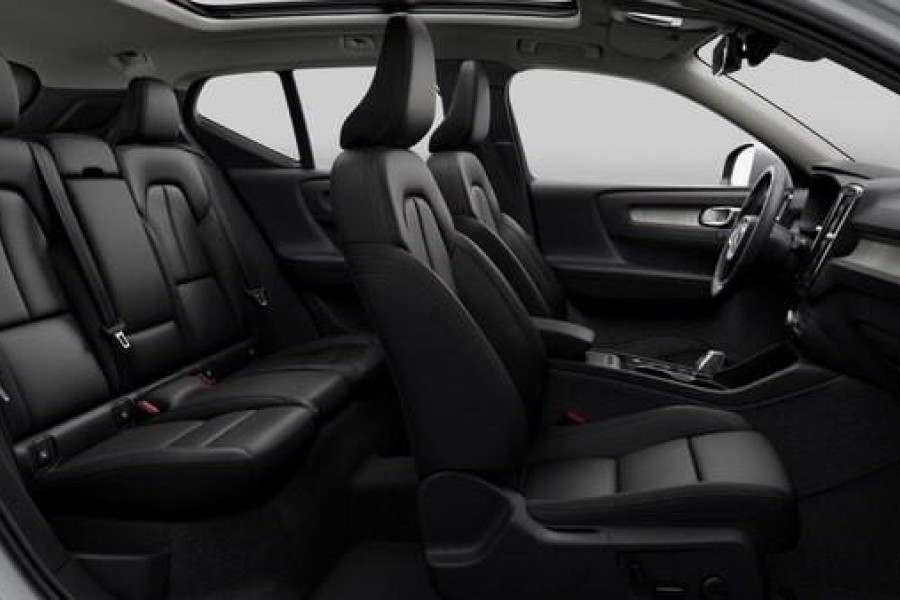 2024 MY25 Volvo XC40  Ultra B4 Bright SUV Image 21