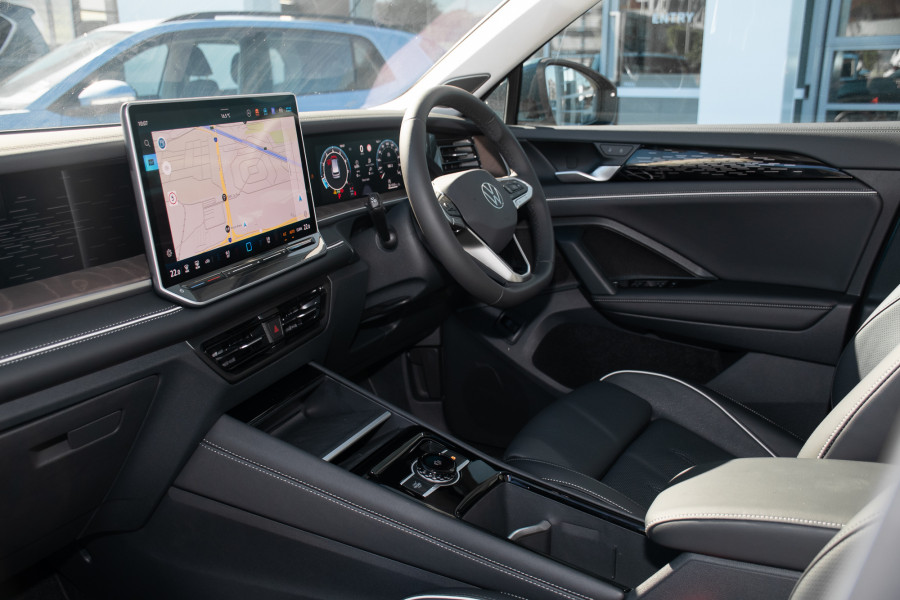 2025 MY26 Volkswagen Tayron R4 150TSI Elegance SUV Image 8
