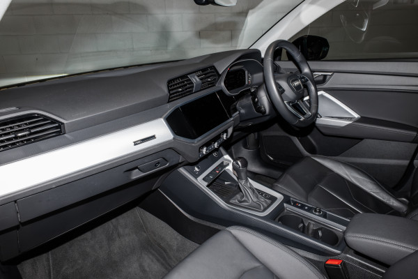2022 Audi Q3 F3 35 TFSI SUV image 8