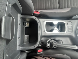 2024 Nissan Navara D23 ST-X Ute image 19