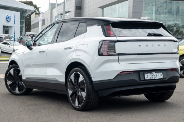 2024 Volvo EX30  Twin Motor Performance Ultra SUV Image 2