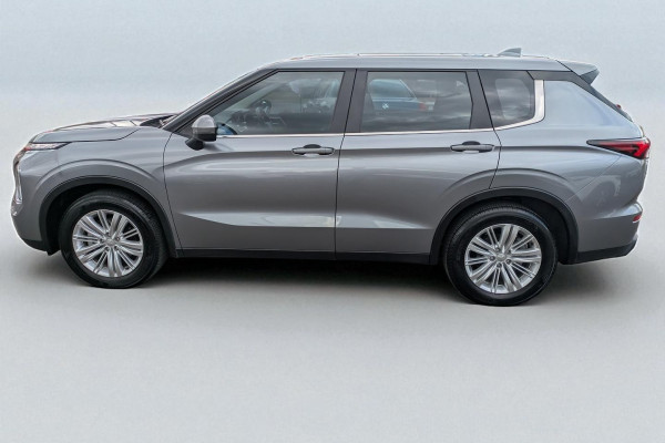 2022 Mitsubishi Outlander ZM ES SUV Image 4