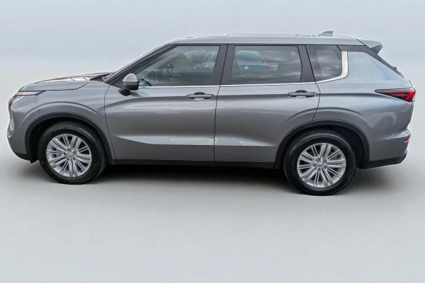 2022 Mitsubishi Outlander ZM ES SUV Image 4