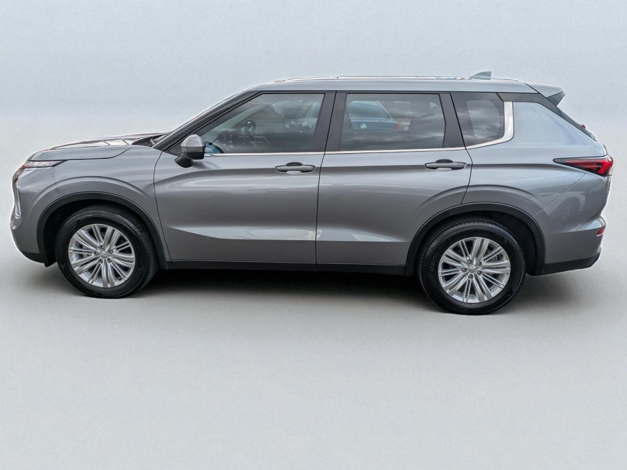 2022 Mitsubishi Outlander ZM ES SUV Image 4