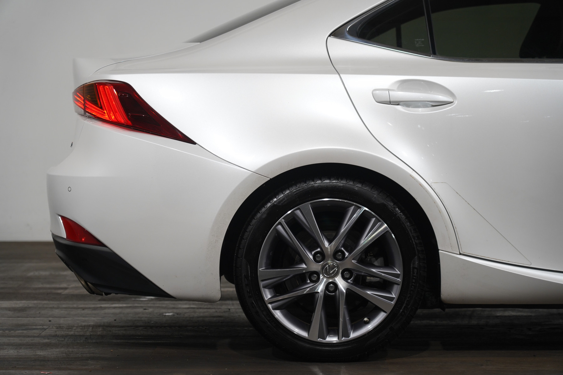 2019 Lexus Is300 Luxury Sedan Image 6