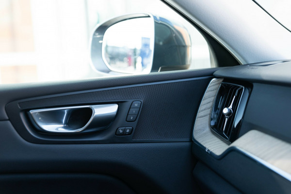 2025 MY26 Volvo XC60 UZ Plus B5 Bright SUV Image 30