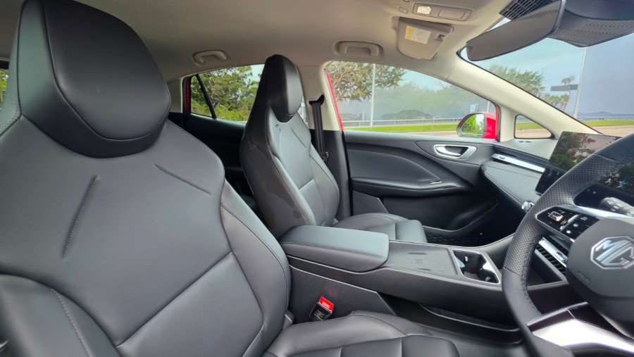 2026 MG MG4 EV Urban AH4E Essence 54 Hatch Image 2