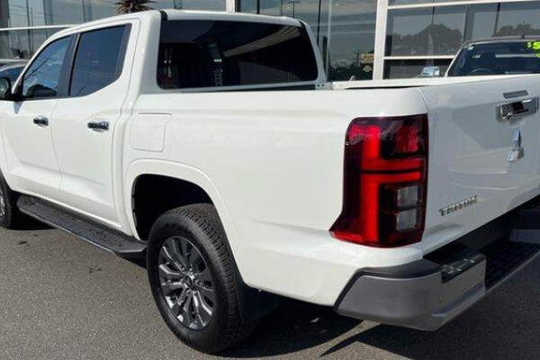 2024 Mitsubishi Triton MV GLS Ute