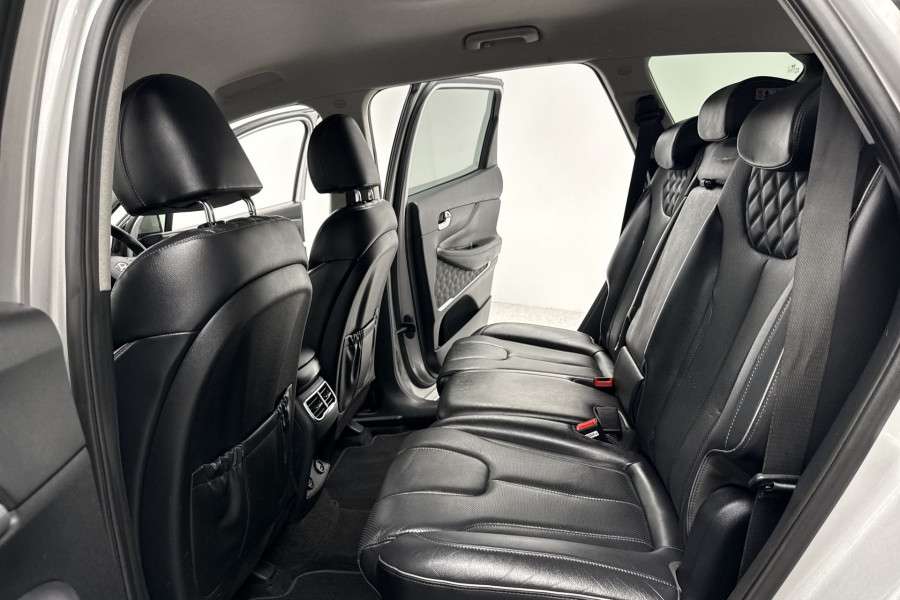2020 Hyundai Santa Fe TM.2 Elite SUV Image 13