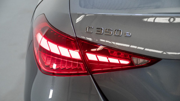 2026 Mercedes-Benz C-Class W206 C350 e Sedan image 21