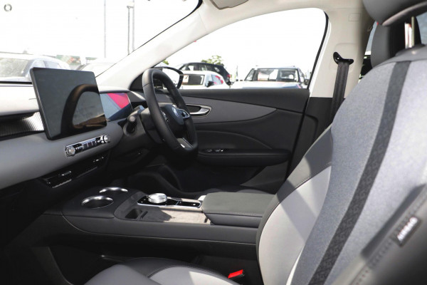 2025 MG MGS5 EV ZS3EM Essence 62 SUV Image 7