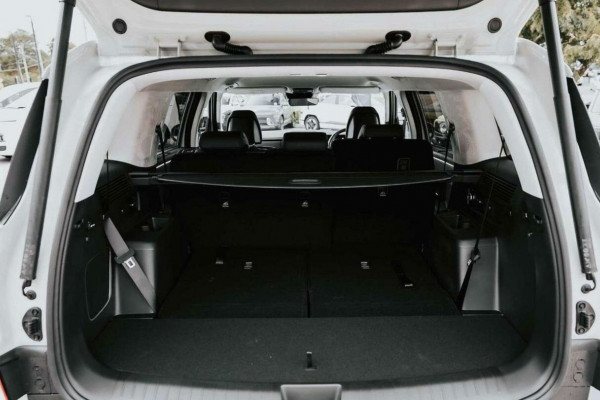 2026 Hyundai Santa Fe MX5.V2 Elite SUV Image 12