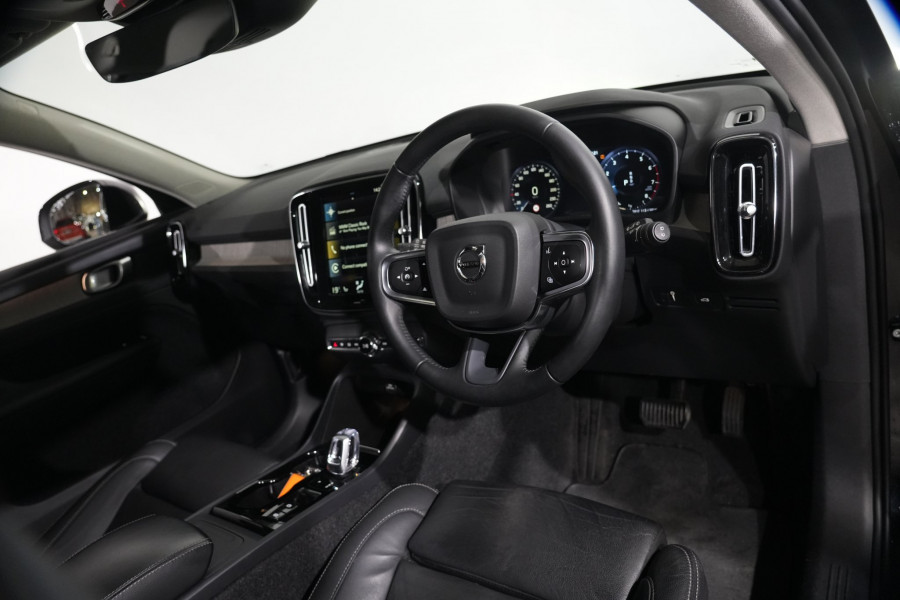 2020 Volvo XC40 XZ T4 Inscription SUV