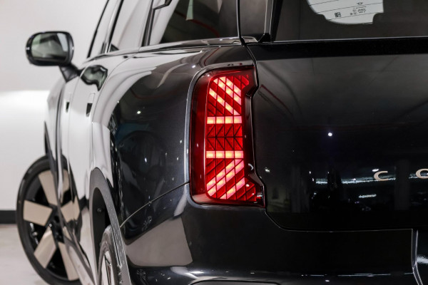 2025 MINI Countryman U25 S Favoured SUV