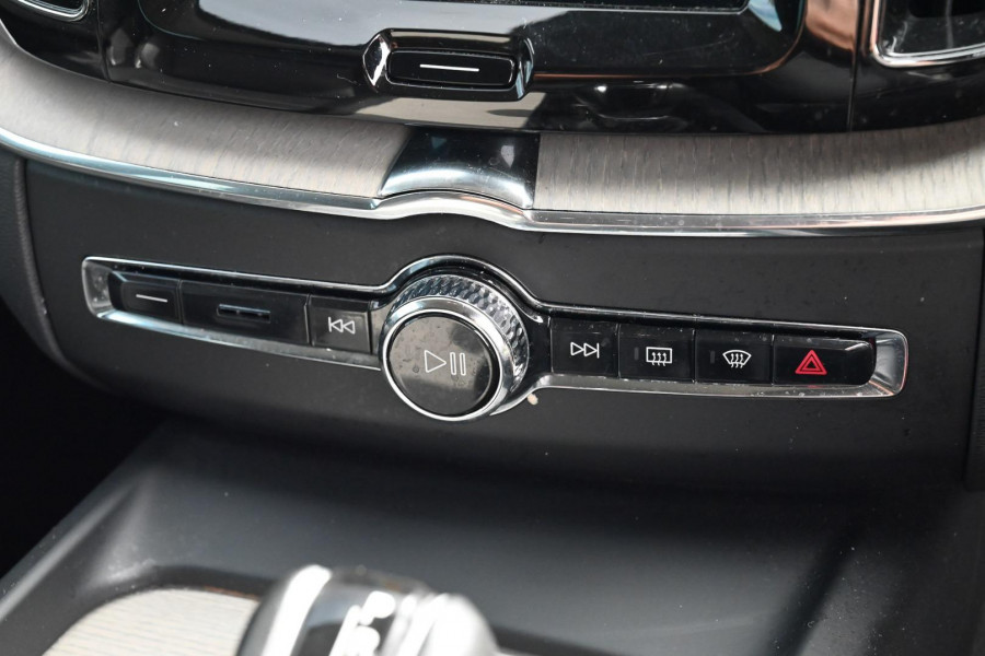 2019 MY20 Volvo XC60 UZ D4 Inscription SUV