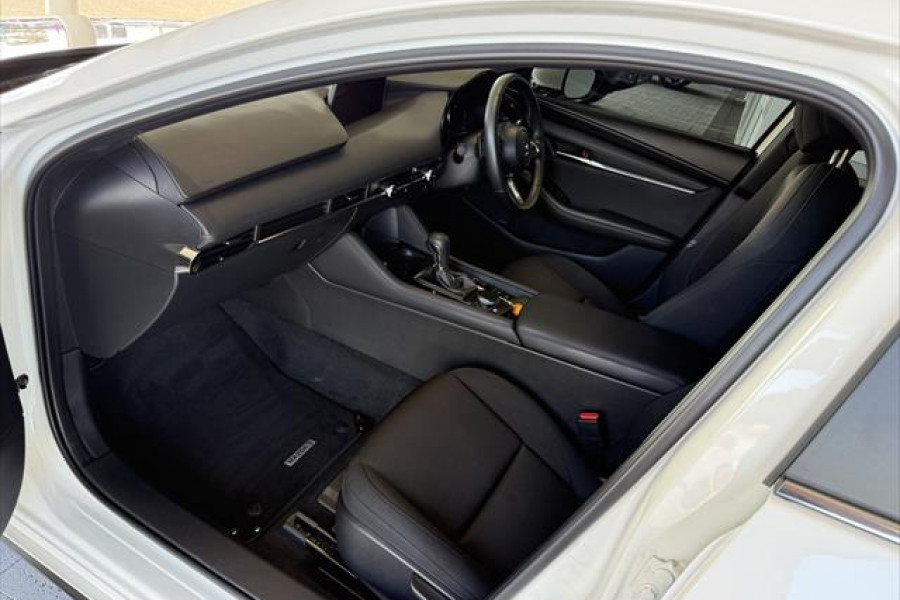 2024 Mazda 3 BP Series G20 Evolve Hatch Image 11
