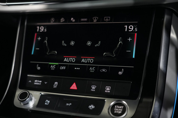 2021 Audi Q7 4M 50 TDI S Line SUV image 20