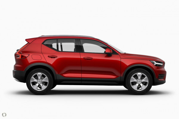 2020 Volvo XC40 XZ T4 Momentum Suv Image 5