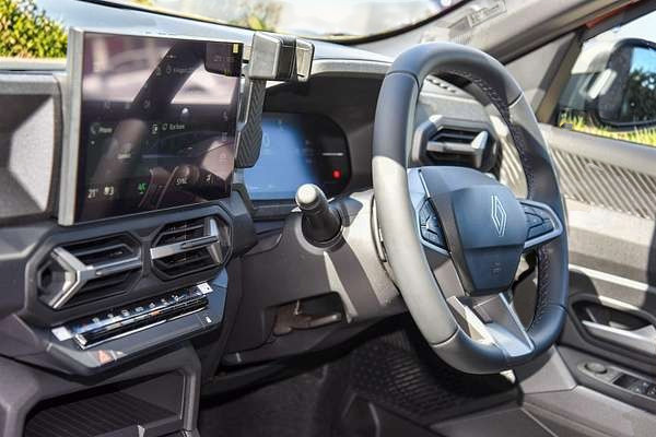 2025 Renault Duster X1311 Techno  SUV Image 8