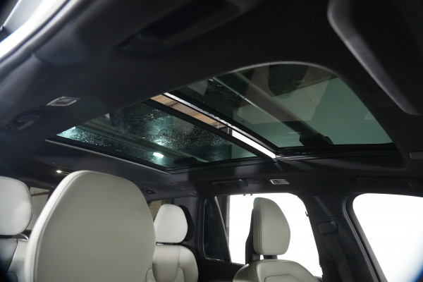 2021 Volvo XC90 L Series T8 Recharge SUV Image 29