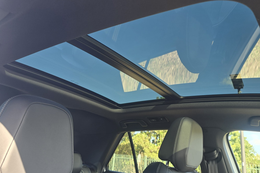 2025 Volkswagen T-Roc D11 140TSI R-Line SUV Image 13
