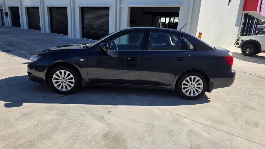 2010 MY11 Subaru Impreza G3 R Sedan Image 16