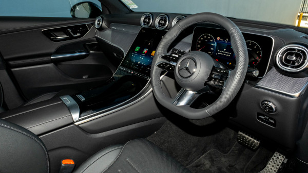 2026 Mercedes-Benz GLC-Class GLC300 SUV image 9