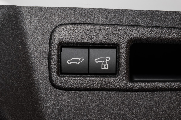 2026 Subaru Uncharted  AWD SUV image 19