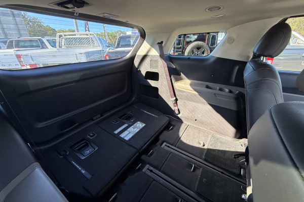 2024 MY25 Kia Carnival KA4 PE GT-Line People Mover Image 12