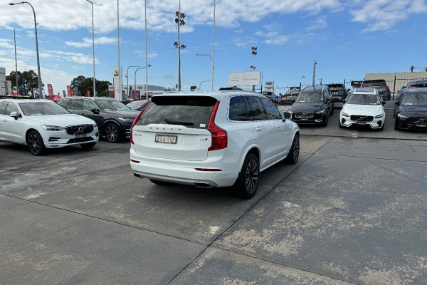 2019 Volvo XC90 L Series  D5 In Wagon Image 5