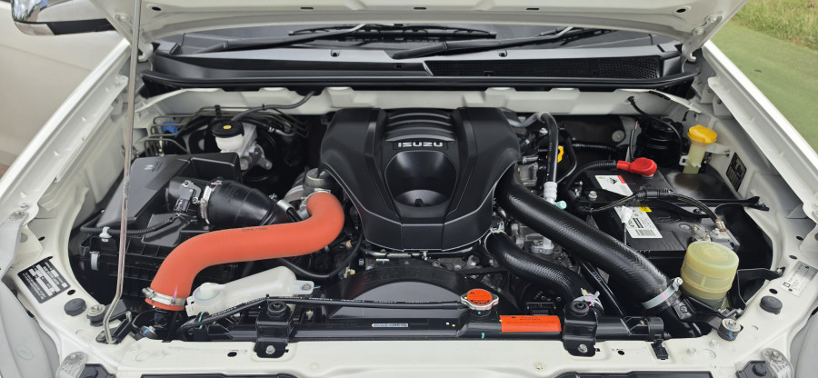 2018 Isuzu MU-X LS-T SUV Image 23