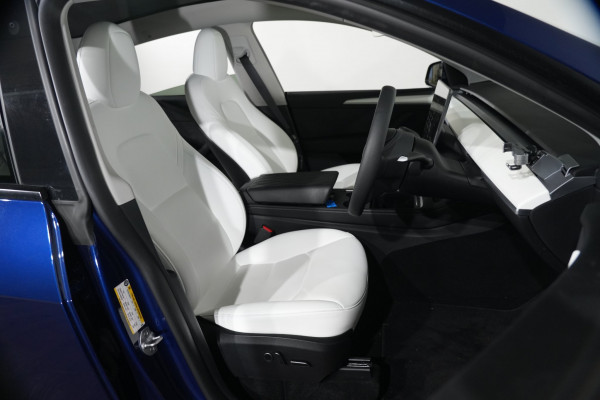 2024 Tesla Model Y  Long Range SUV Image 18