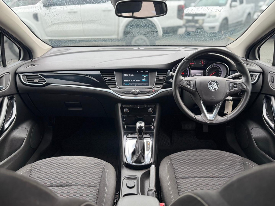 2017 Holden Astra BK R Hatch Image 15