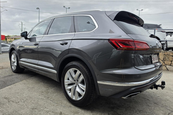 2020 Volkswagen Touareg CR 190TDI Adventure SUV Image 11
