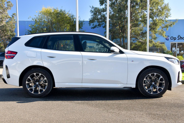 2026 BMW X3 G45 20 xDrive SUV image 3