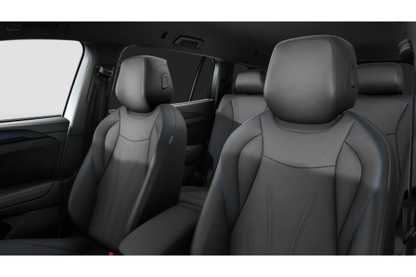 2025 MY26 Volkswagen Tayron R4 195TSI R-Line SUV Image 11
