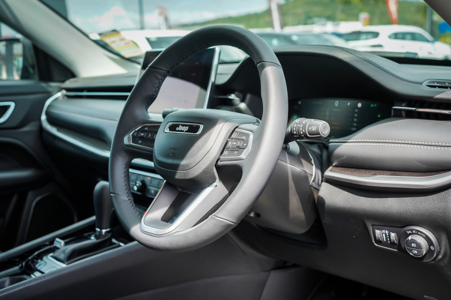 2024 Jeep Compass MV Limited 4xe SUV Image 17
