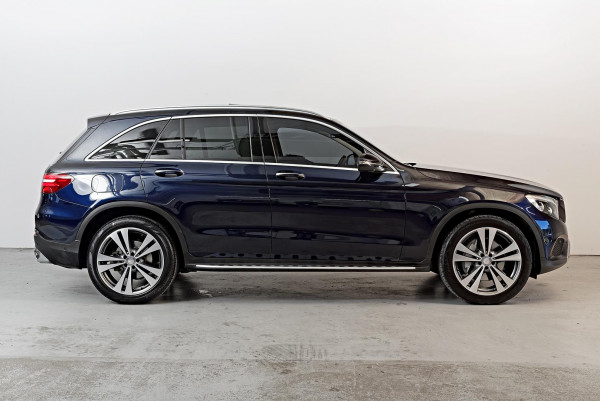 2016 Mercedes-Benz GLC-Class X253 GLC250 d SUV image 3