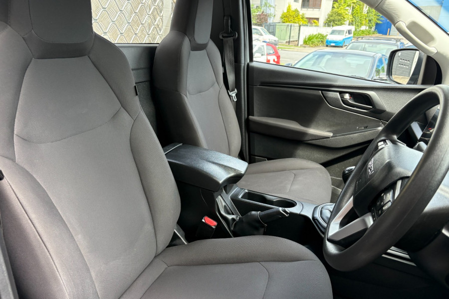 2021 MY22 Isuzu D-MAX RG SX High Ride Cab Chassis Image 19