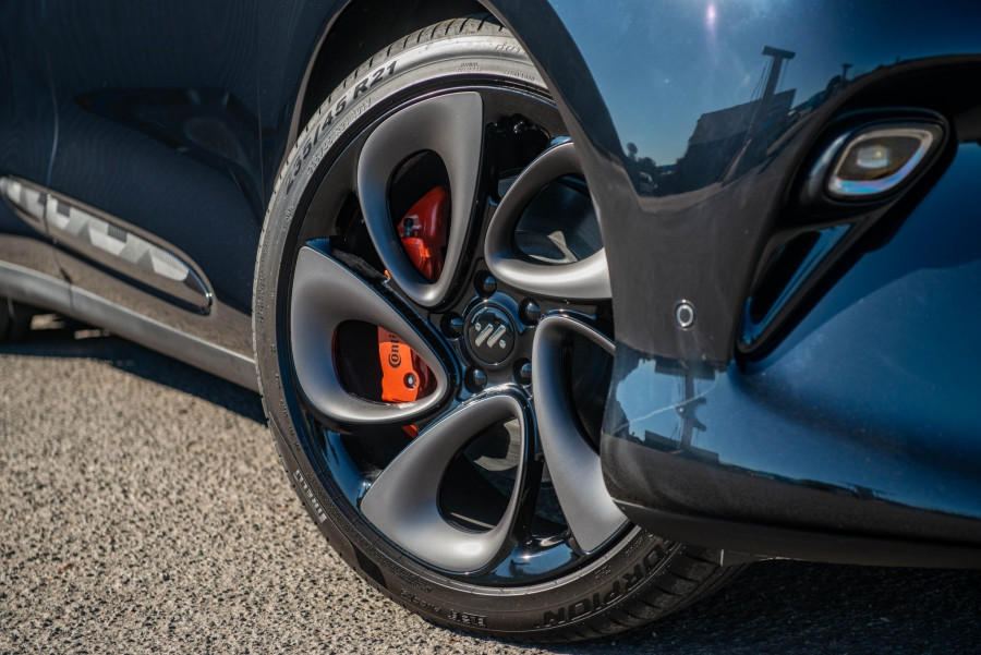 2026 MG IM6 Performance SUV Image 3