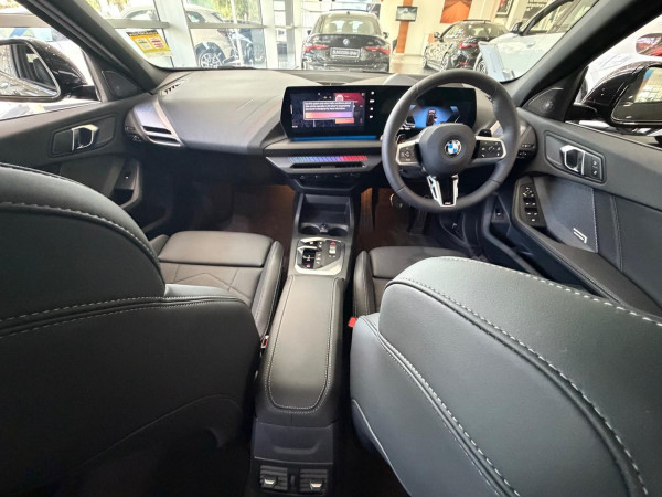 2025 BMW 1 Series F70 120 M Sport Hatch image 12