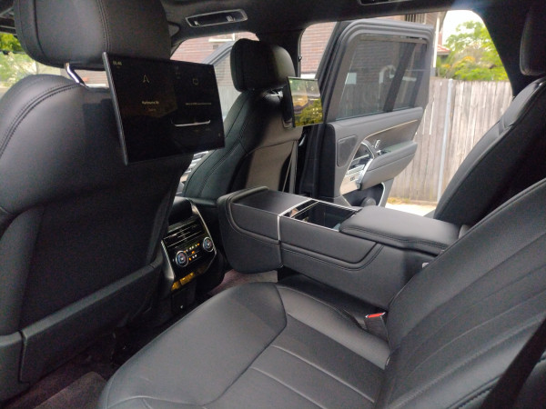 2023 Land Rover Range Rover L460 P530 Autobiography SUV image 13